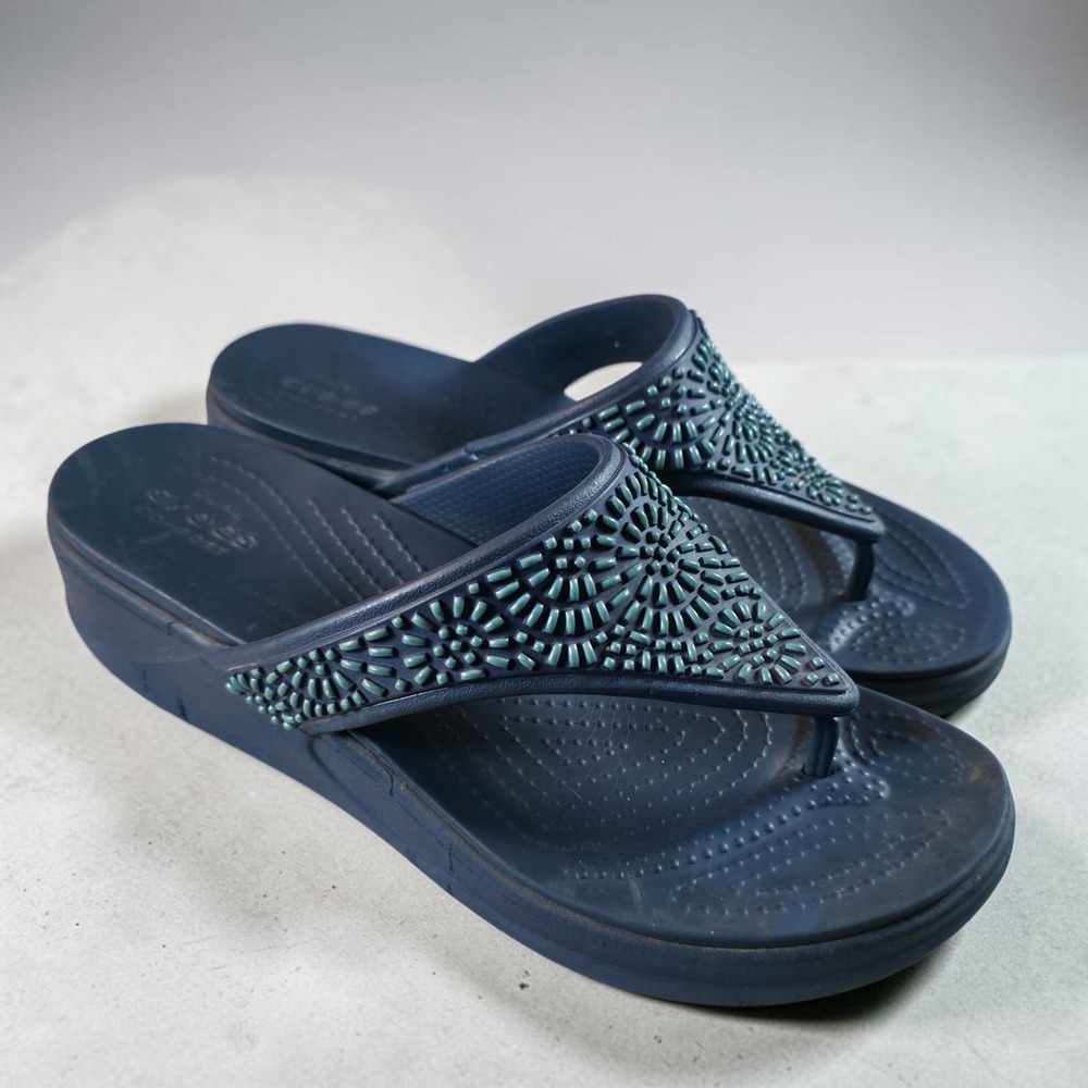 Crocs Sandal Women's 9 Monterey Diamante Wedge Flip Flop Sandals Blue Green